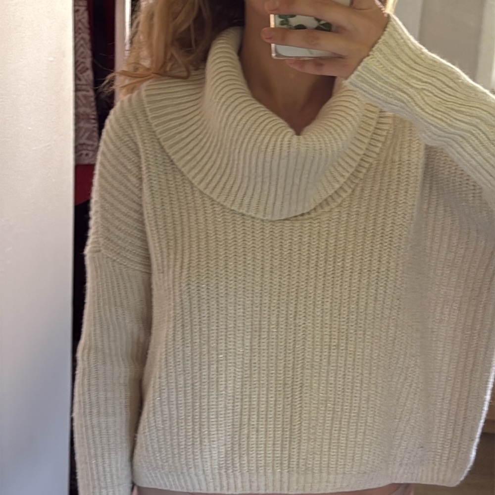 Express Cropped Ribbed Boxy Wool Blend Sweater SMALL cream sparkly women’s top